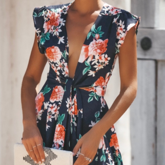 Summer Floral Dress - Picture 4 of 5